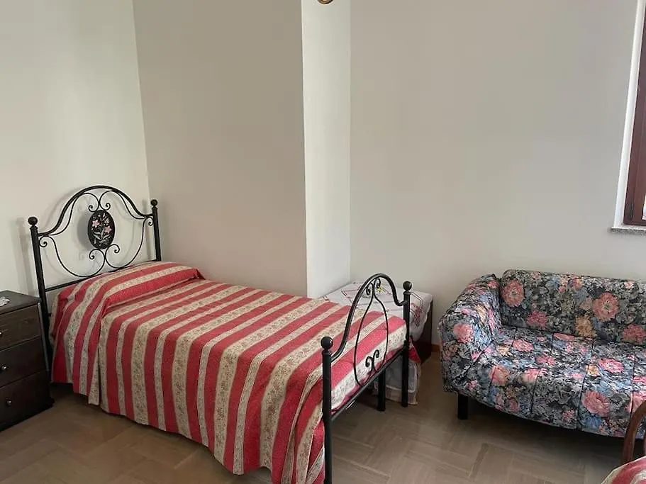 La Maison Apache Gonnesa Cod Iun: R8196 0*,  Italien