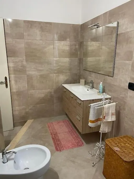 La Maison Apache Gonnesa Cod Iun: R8196